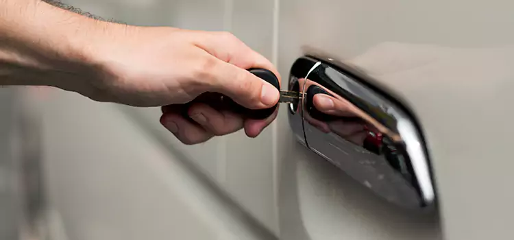 Why Choose Our Auto Locksmith Team in Worcester, MA?